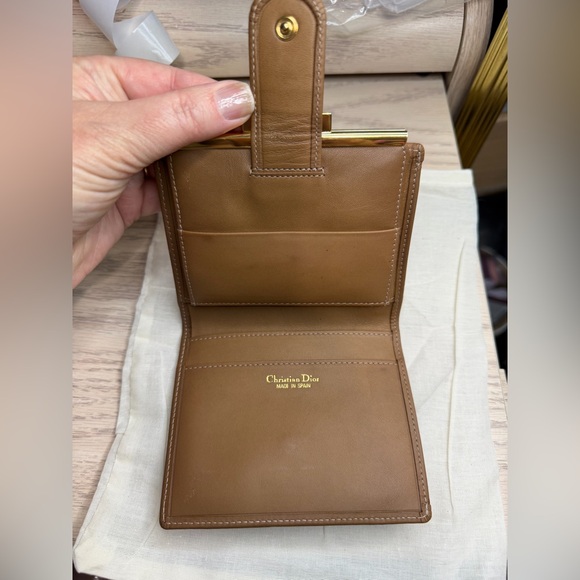Dior compact wallet with COA - Picture 7 of 10